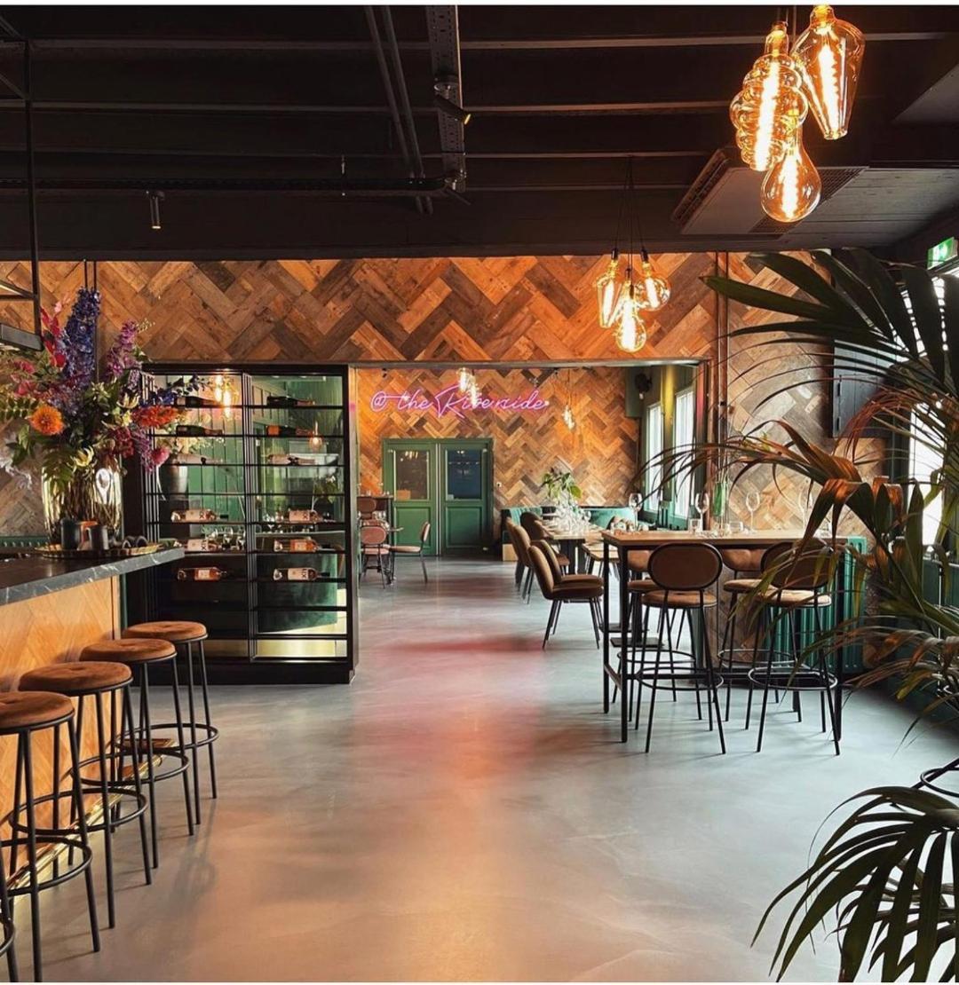 The Riverside Logies & Restaurant Марсен Экстерьер фото